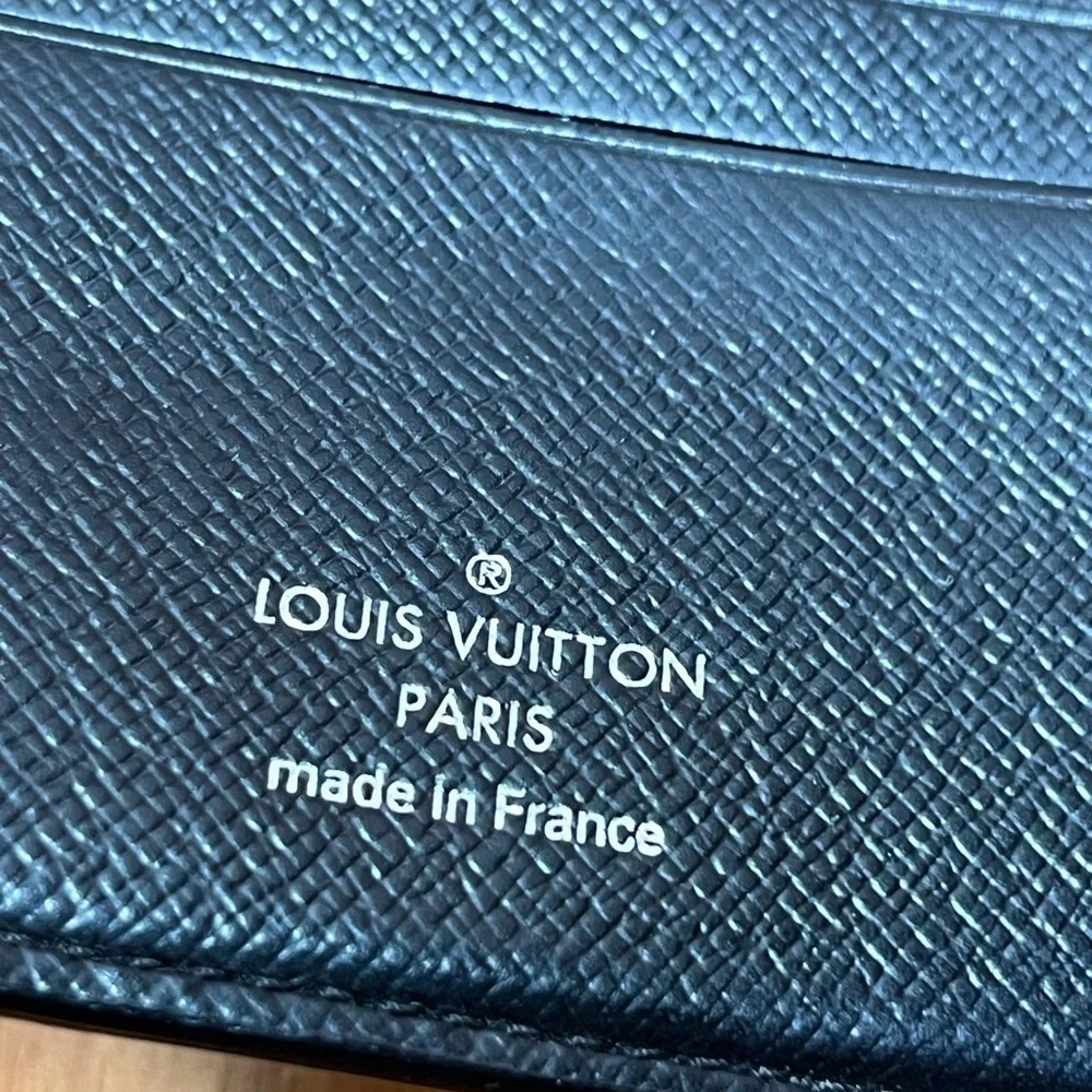 Sold- Louis Vuitton Multiple Wallet Damier Graphite - Picture 9 of 14